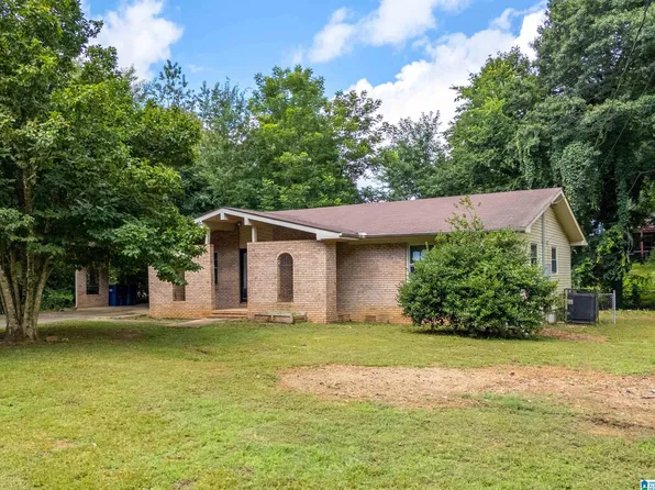 906 Pinecliff Dr, Oxford, AL 36203