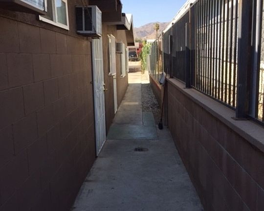3rd image of 66839 Cahuilla Ave