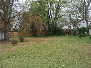 1st image of 524 25th Ave E