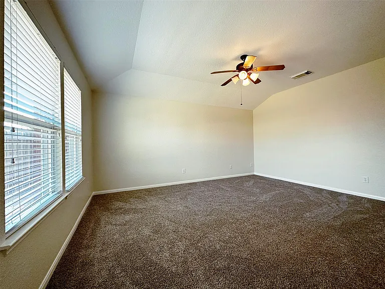 10210 Canyon Rose Ln — Photo 7