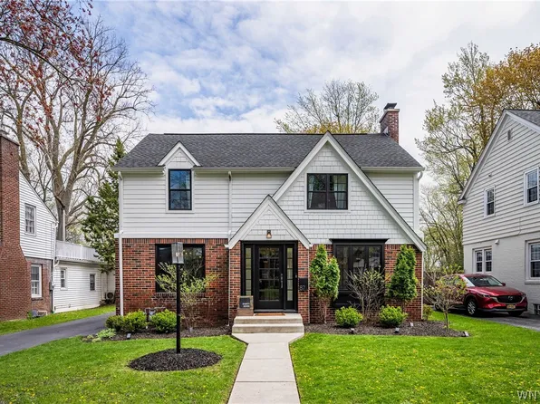 87 Sargent Dr, Amherst, NY 14226