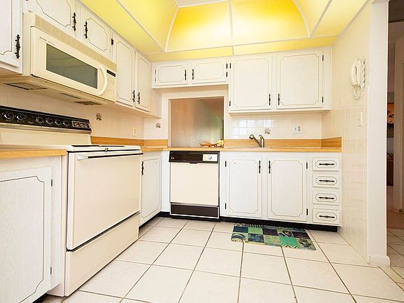 4th image of 509 Ponderosa Dr #42