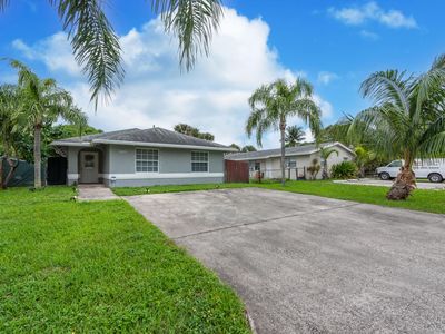 2455 Saginaw Avenue, West Palm Beach, FL, 33409