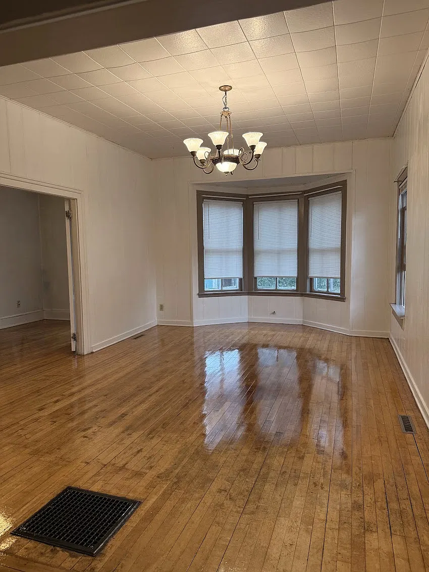 2 bed, 1.5 bath, 1100 sqft, $1,390 — Photo 4