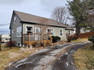 2724 Westfield Rd, Saint John, NB E2M 6P4