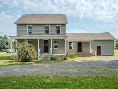 414 Russell St, Sunderland, MA, 01375