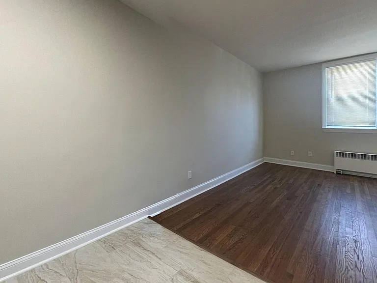 5156 D St #2 — Photo 14