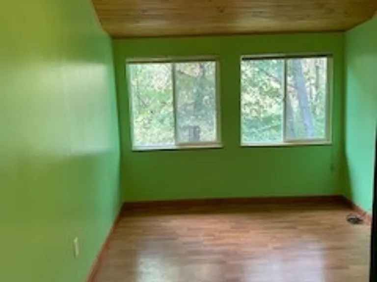 357 Lee St — Photo 10