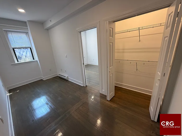 11 Queensberry St #11L — Photo 5