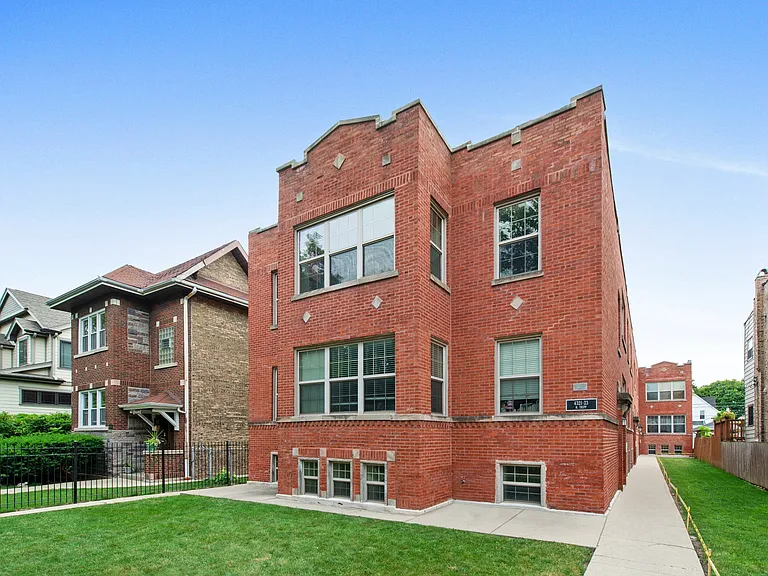 4321-23 N Tripp Ave — Photo 1