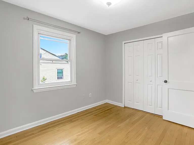 2340 Fairview Ter — Photo 21
