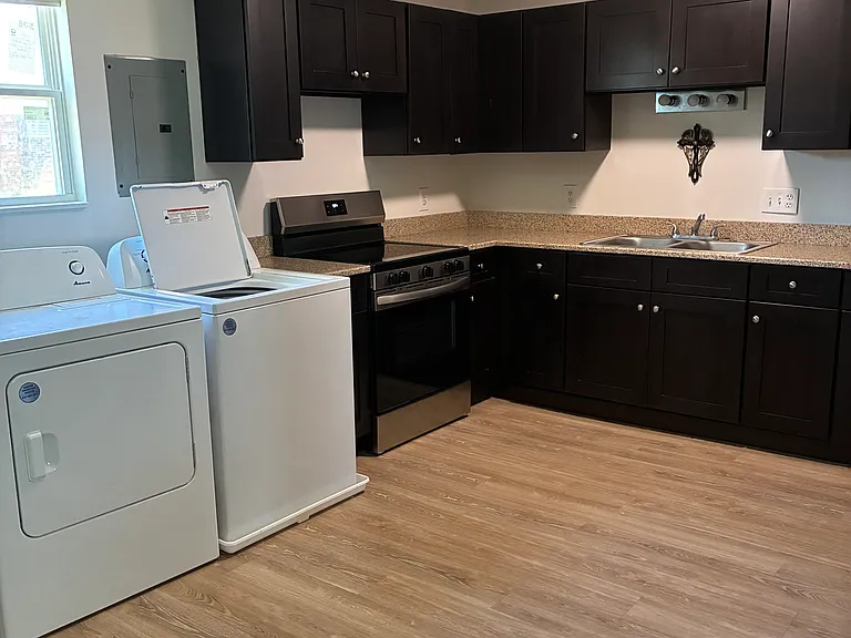 115 Shoemaker St #26 — Photo 2