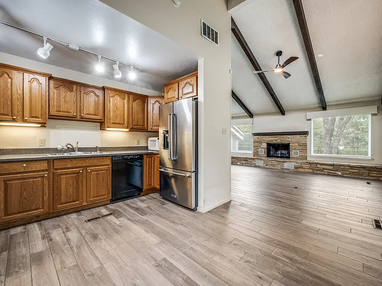 2233 Wood Hollow Rd — Photo 9