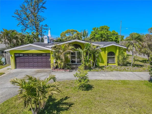 5953 36th Ave N, Saint Petersburg, FL 33710