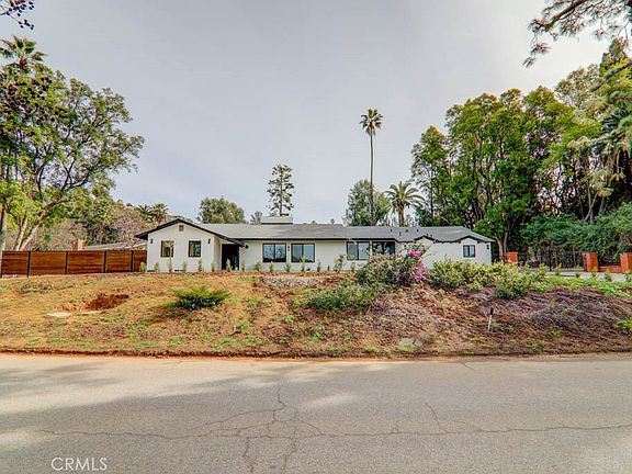 2nd image of 6174 Hawarden Dr