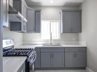 2225 1/2 Downie Pl, Santa Ana, CA 92706