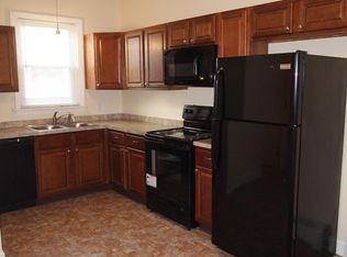 25 Newton St, Providence, RI 02903