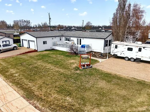10202 S Homestead Way, La Crete, AB T0H 2H0