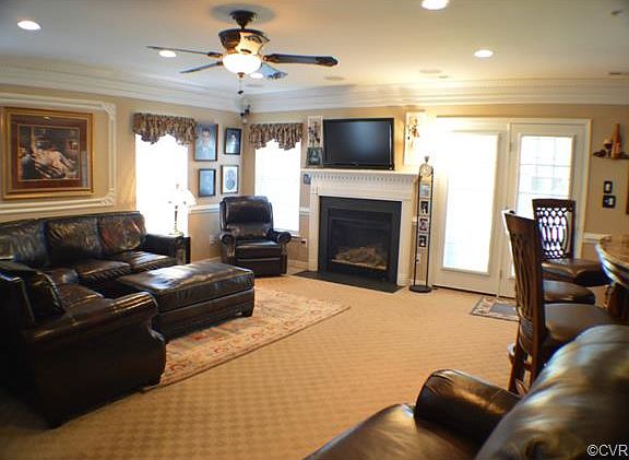4th image of 2918 Murano Way #2918