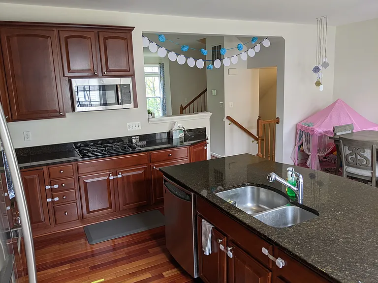 2209 Potomac Club Pkwy — Photo 16