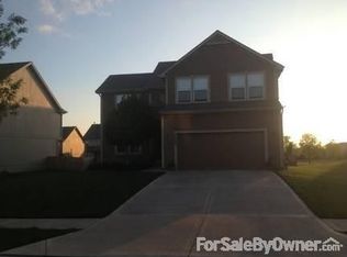 12352 S Quail Ridge Dr, Olathe, KS 66061