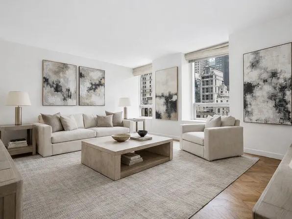 15 W 53rd St #11H, New York, NY 10019