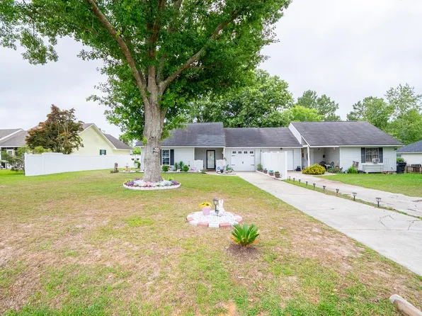 4057A Northlake Dr, Valdosta, GA 31602