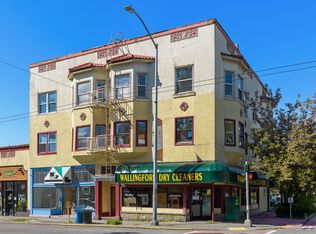 1722 N 45th St APT 6, Seattle, WA 98103