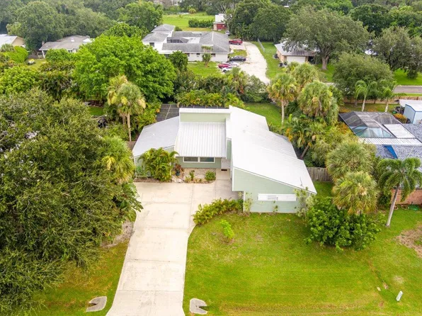 1000 Egret Avenue, Fort Pierce, FL 34982