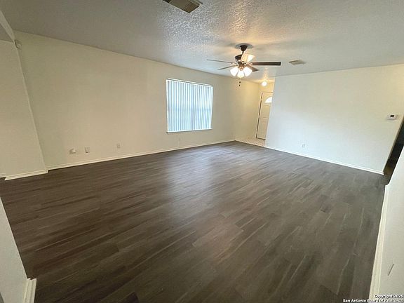 5th image of 6526 Kestrel Ln