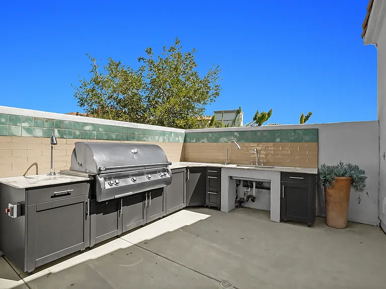 821 Parisa Pl — Photo 54