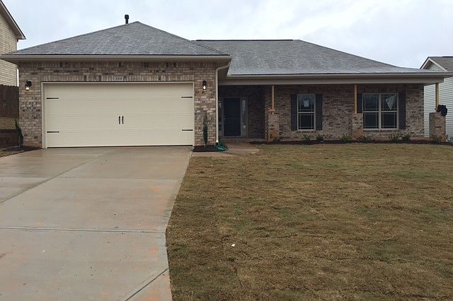 1st image of 359 Huntwood Dr