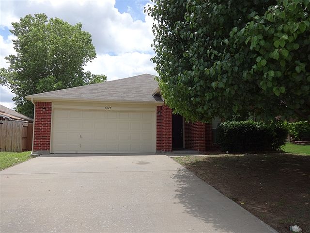 1st image of 3027 Bosswood Ct