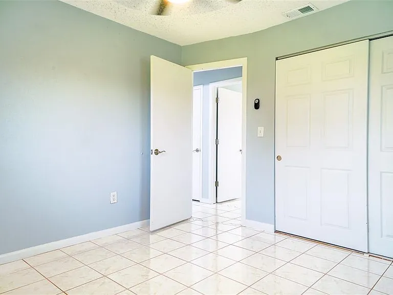 3139 Iverson St — Photo 24