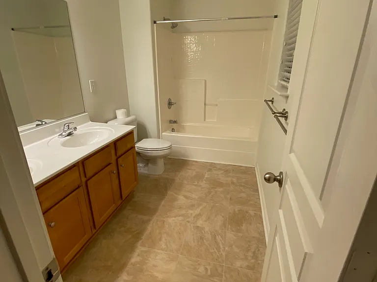 5629 Memorial Dr — Photo 29