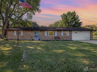 260 Kent Rd, Tipp City, OH 45371