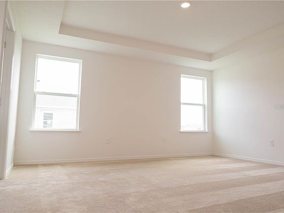 4th image of 1807 Daybreak Dr