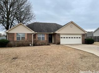 2303 Thomas Dr, Searcy, AR 72143