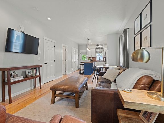3rd image of 48 Cedar Green Court