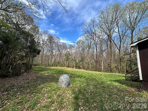 2nd image of 4019 Durham Ln