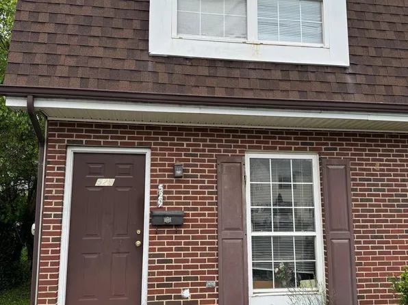 529 Gray Ave, Winchester, VA 22601