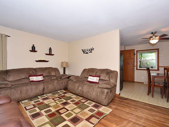 3rd image of N64W24191 Ivy Ave