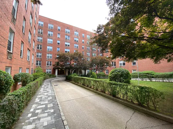 79-25 150th St, Flushing, NY