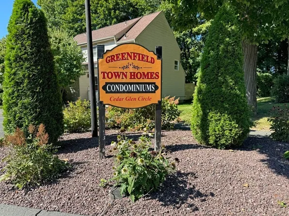 21 Cedar Gln Unit 21, Greenfield, MA 01301