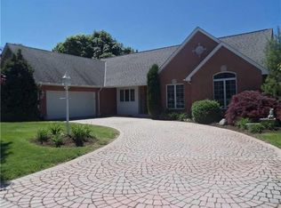 102 W Chevalier Ct, Eighty Four, PA