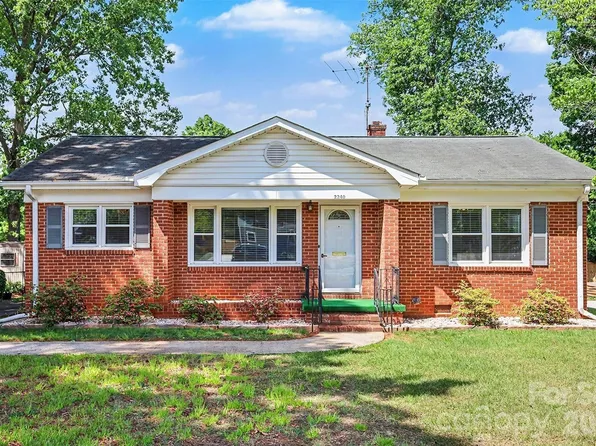 2240 Ashley Rd, Charlotte, NC 28208