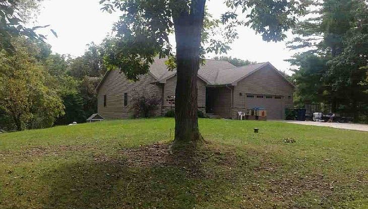 2nd image of 4510 Forest Hill Dr