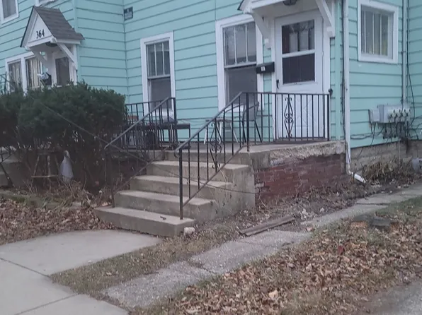 364-366 Cedar St #2E, Aurora, IL 60506