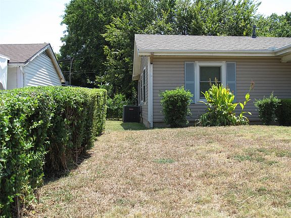 3rd image of 740 Emberwood Dr