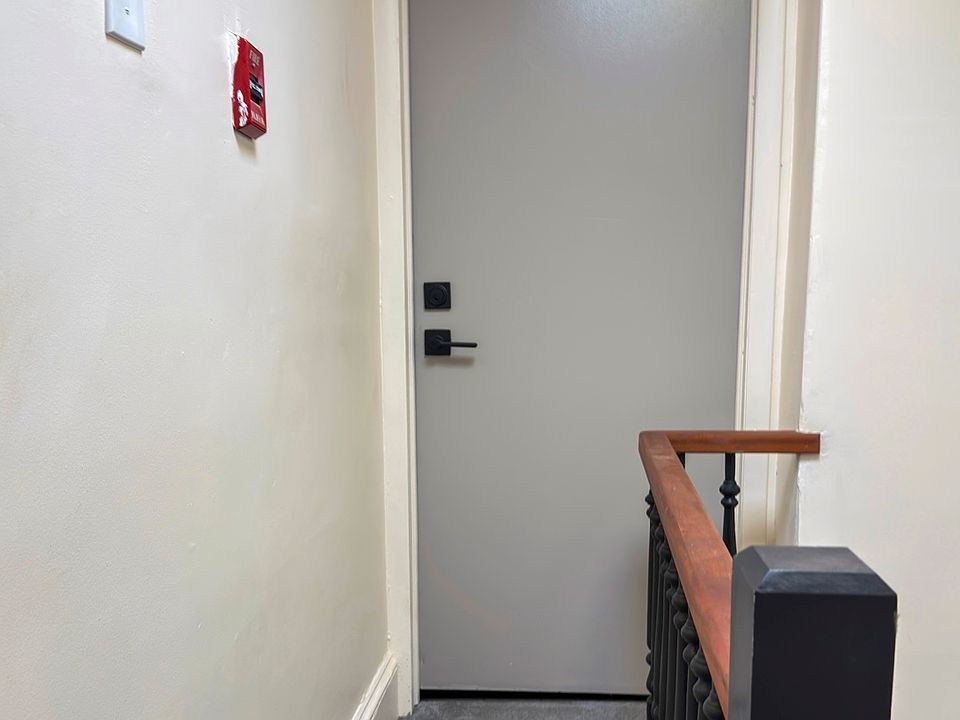 1st image of 2628 Poplar St #3